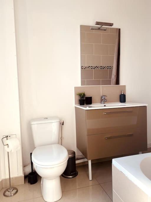 Appartamento Proche Paris-Calme-Wifi-Netflix Villejuif Esterno foto