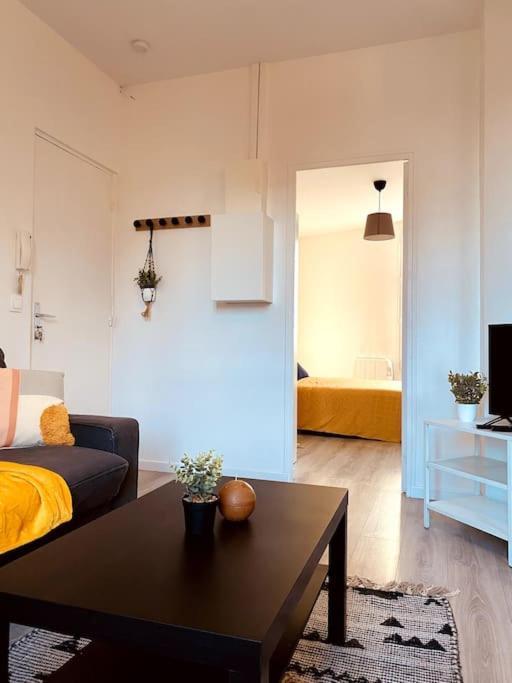Appartamento Proche Paris-Calme-Wifi-Netflix Villejuif Esterno foto